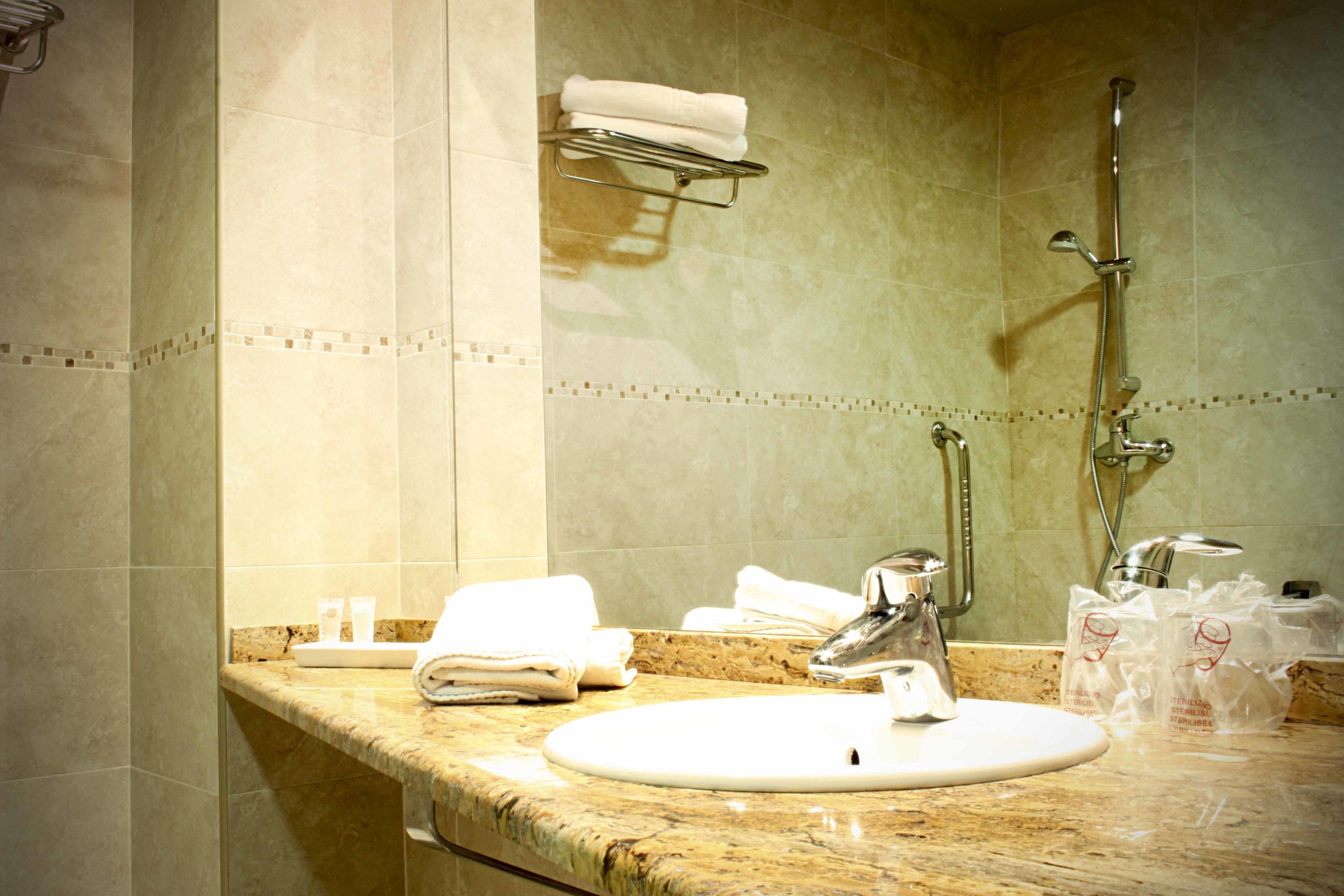 double or twin room | pillow-top beds, minibar, in-room safe, desk