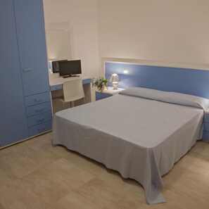 Minibar, in-room safe - Hotel Residence Aquilia (Badolato Marina)