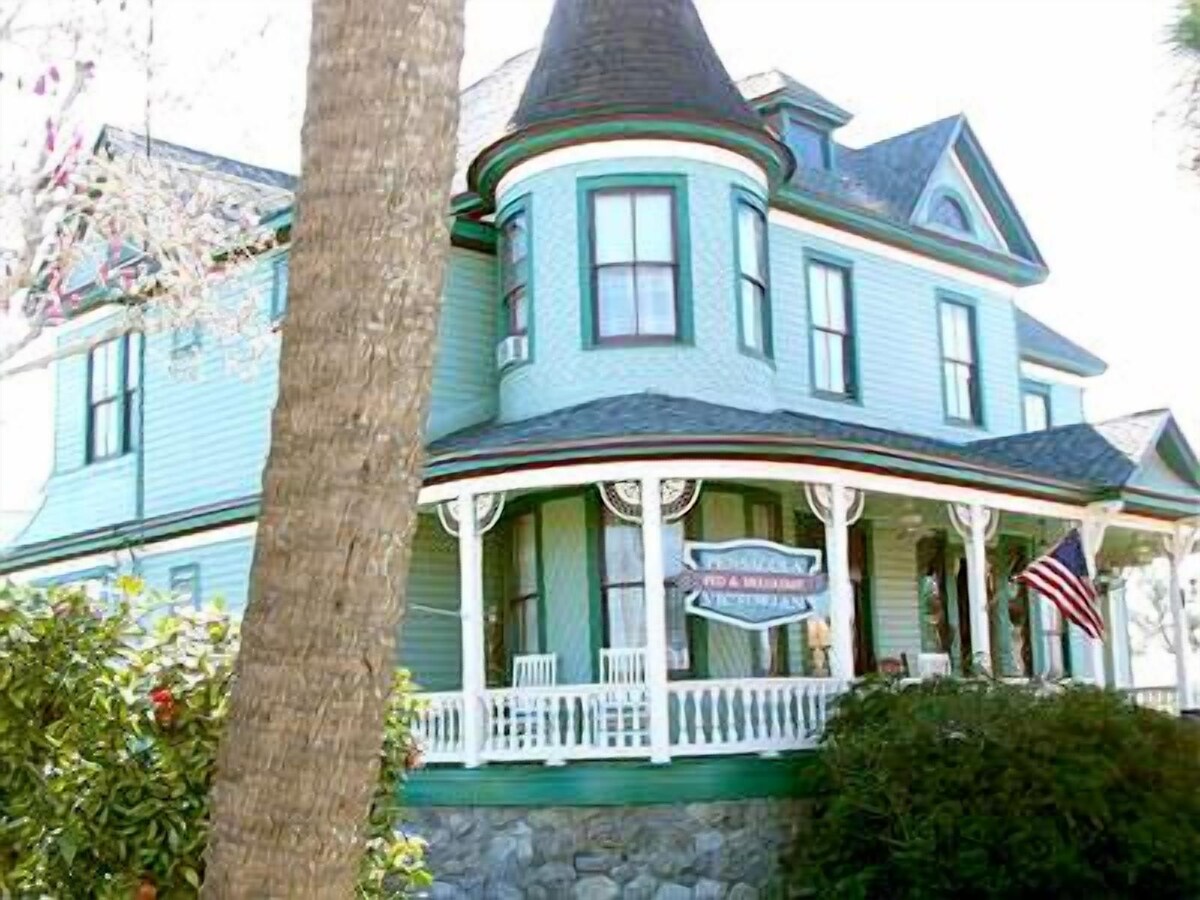 Pensacola Victorian B&B Reviews, Deals & Photos 2024 Expedia