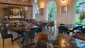 Breakfast, lunch and dinner served - Hacienda Santa Cruz (Mérida)