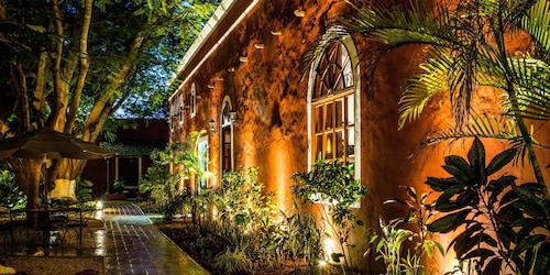 Hacienda Santa Cruz