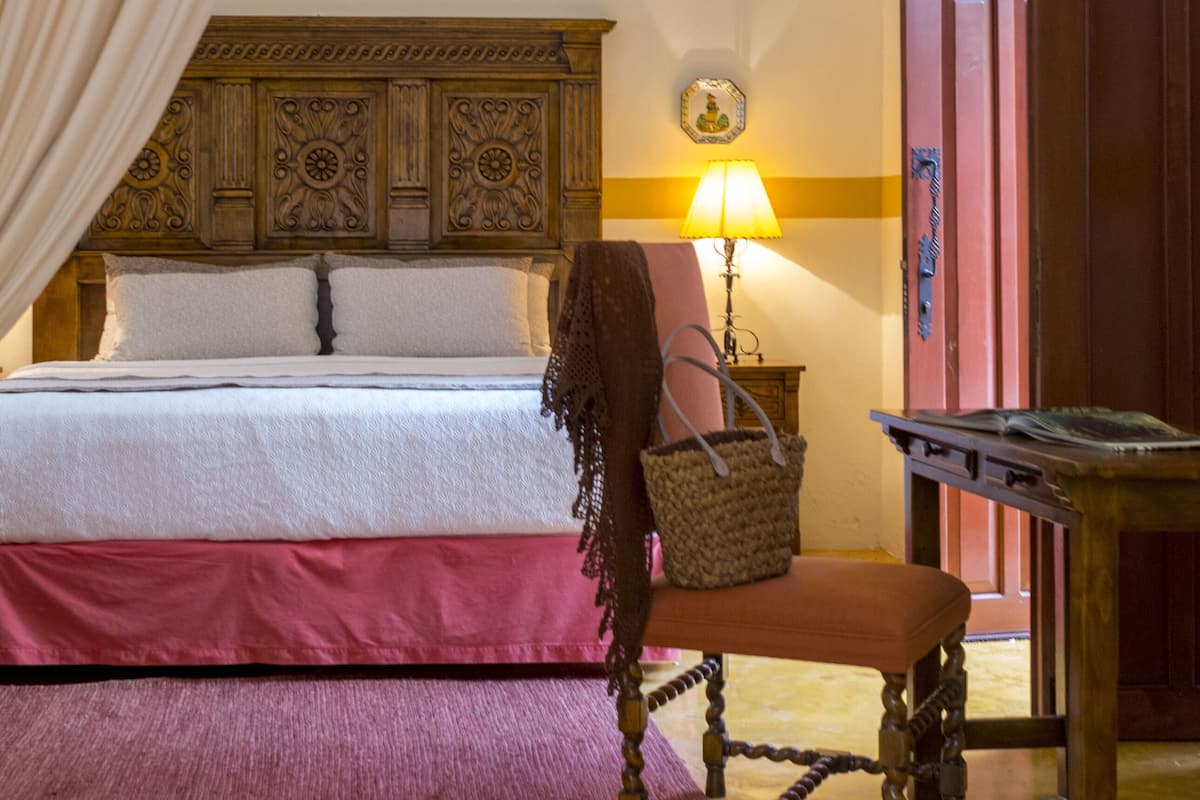 1 bedroom, premium bedding, down comforters, minibar
