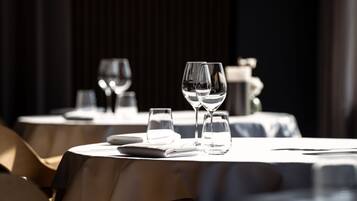 3 Restaurants; Frühstück, Mittagessen und Abendessen werden serviert