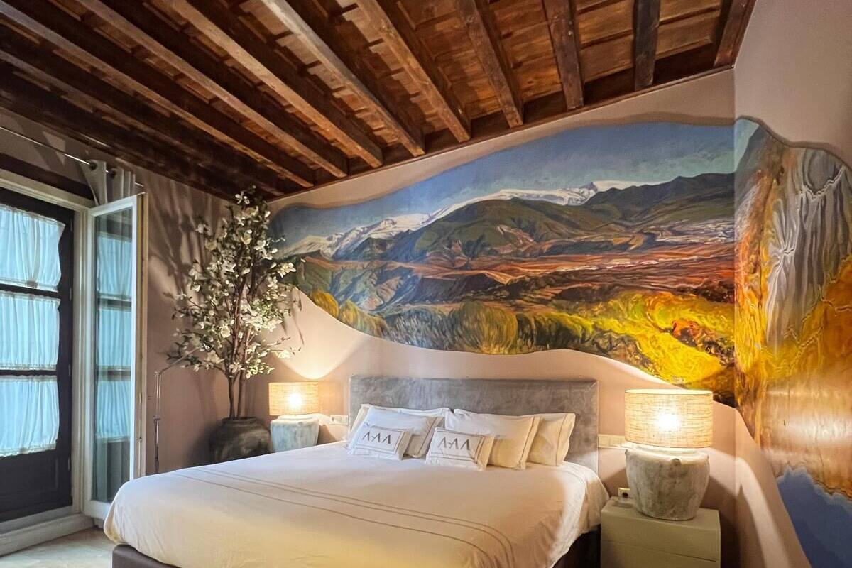 1 bedroom, hypo-allergenic bedding, down duvets, memory-foam beds