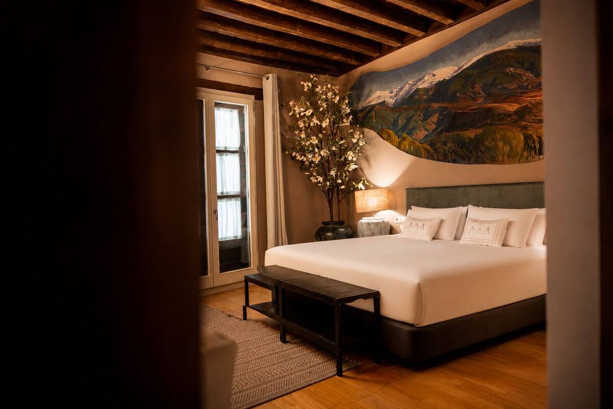 Hypo-allergenic bedding available, down comforters, memory foam beds
