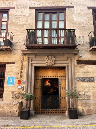 Gar Anat Hotel Boutique