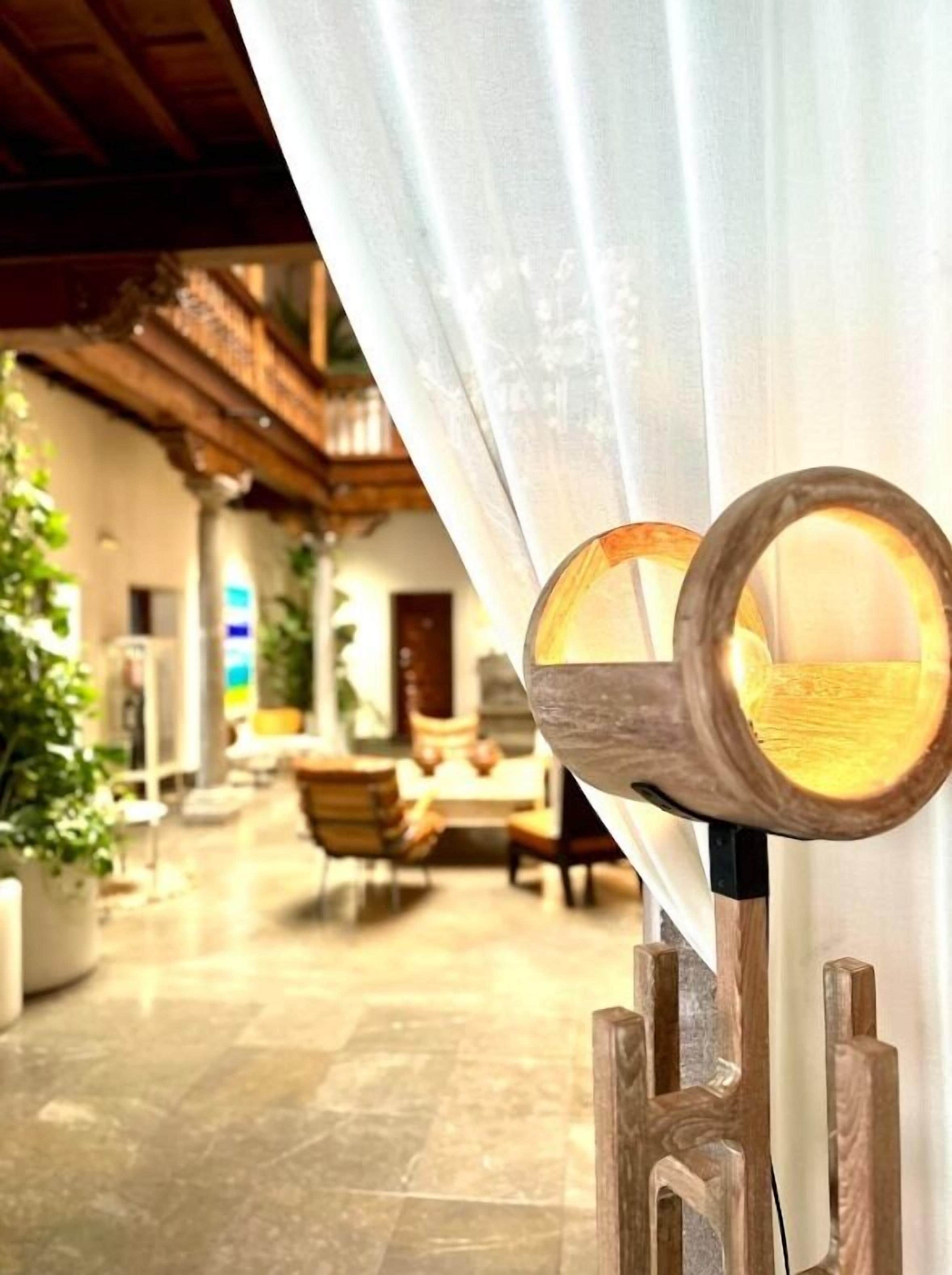 平面電視、iPod 底座