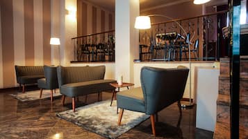 Coin salon dans le hall