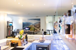 Bar (on property) - Hotel Santoni Freelosophy (Nago-Torbole)