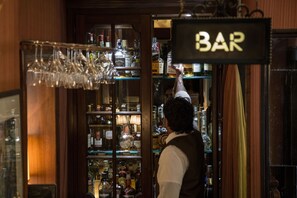 Bar (en la propiedad)