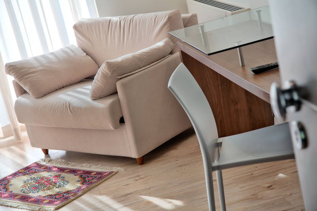 1 bedroom, in-room safe, desk, soundproofing