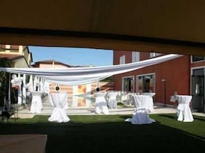 Área para banquetes al aire libre