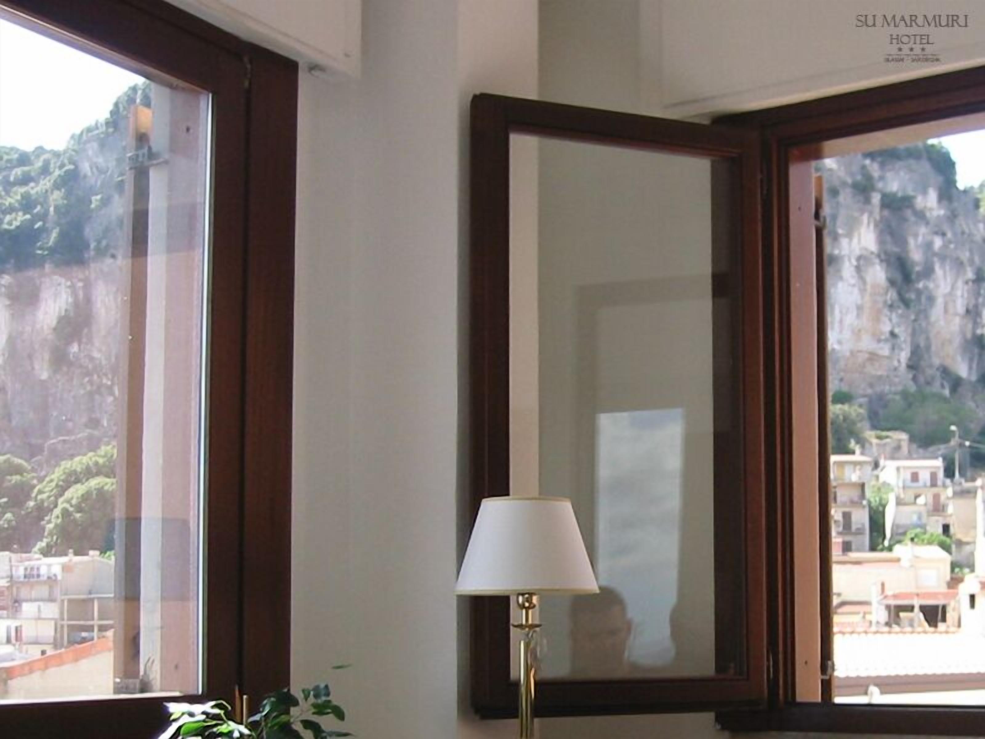 double or twin room | room amenity