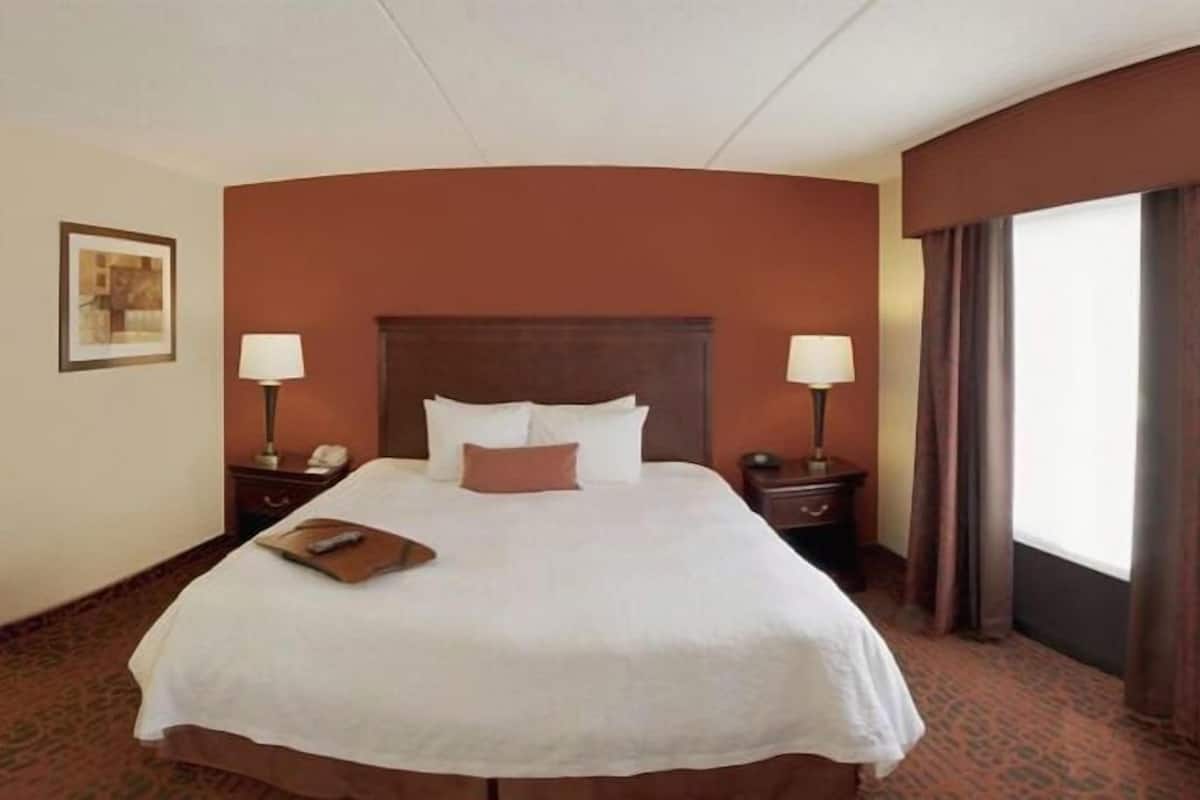 Ropa de cama de alta calidad y camas con pillow-top