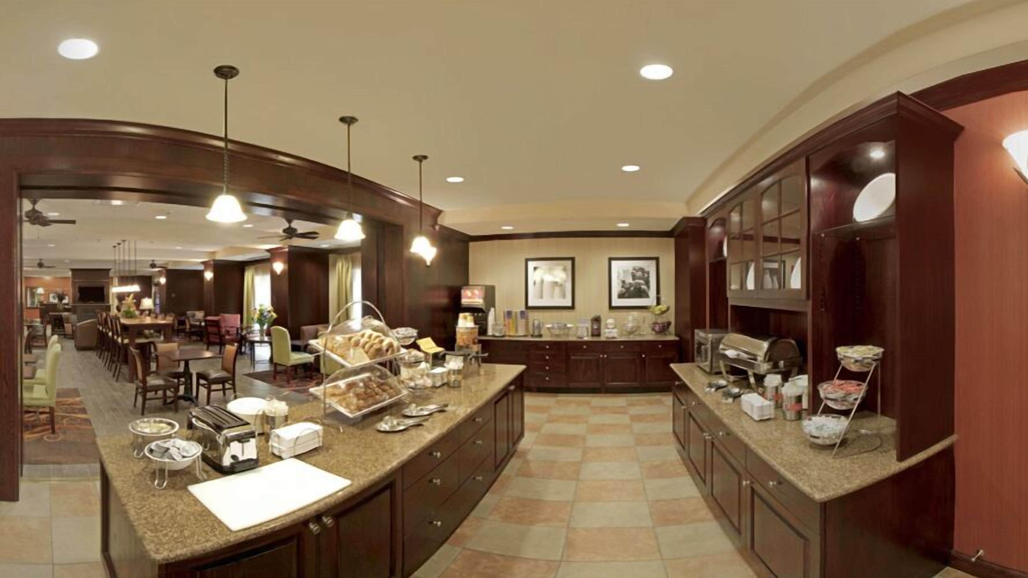 free daily on-the-go breakfast