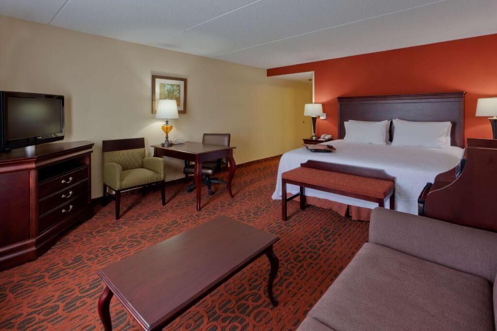 Premium bedding, pillowtop beds, in-room safe, individually furnished