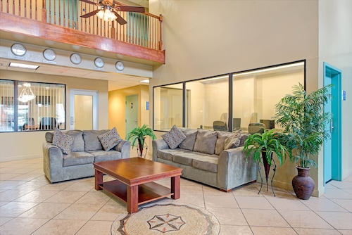 Days Inn by Wyndham Downtown St. Louis