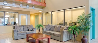 Days Inn by Wyndham Downtown St. Louis