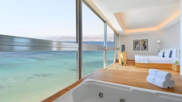 套房 (Executive Panoramic King) | 高級寢具、迷你吧贈品、房內夾萬、書桌