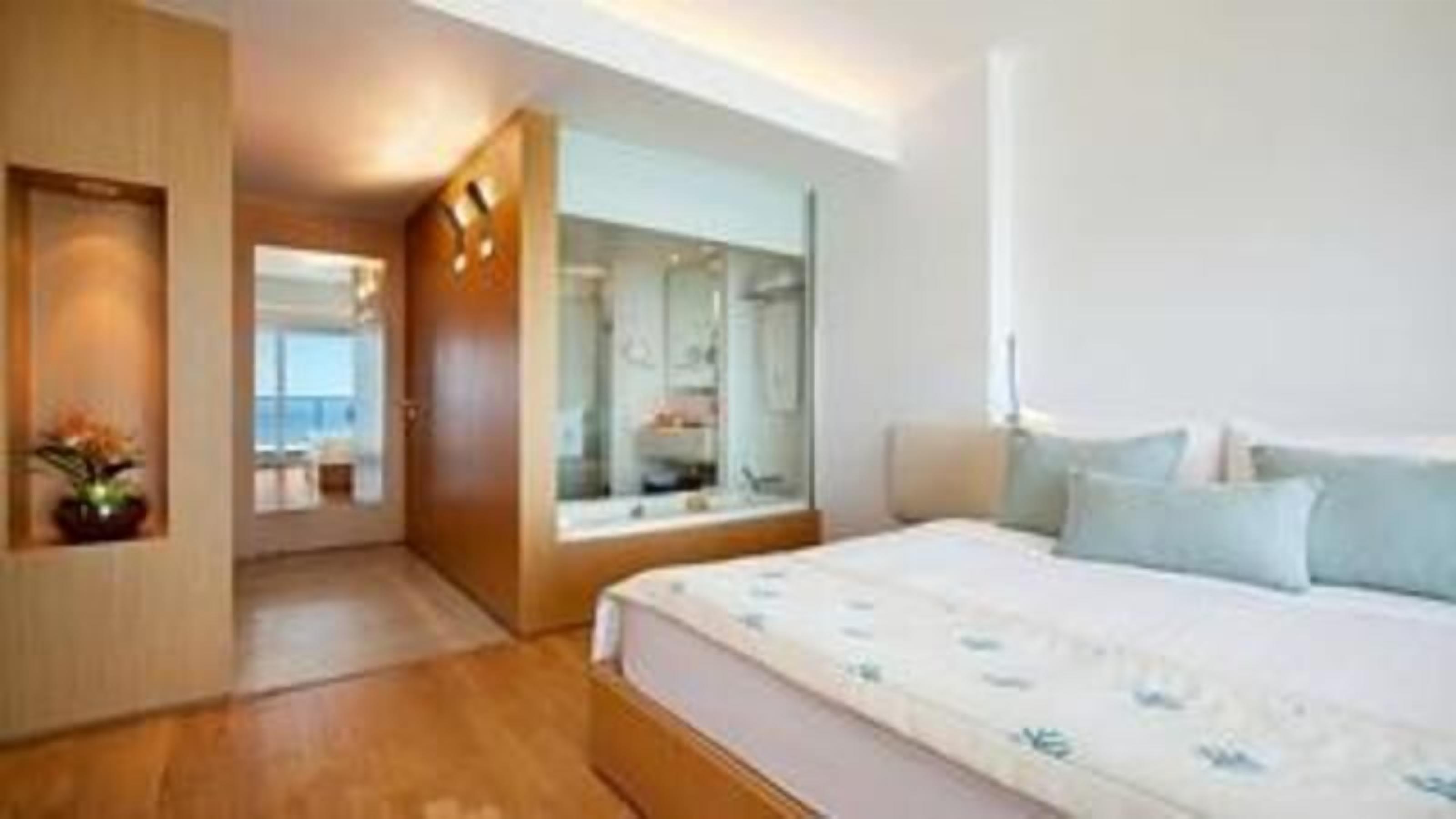 Ropa de cama de alta calidad y artículos del minibar gratis 
