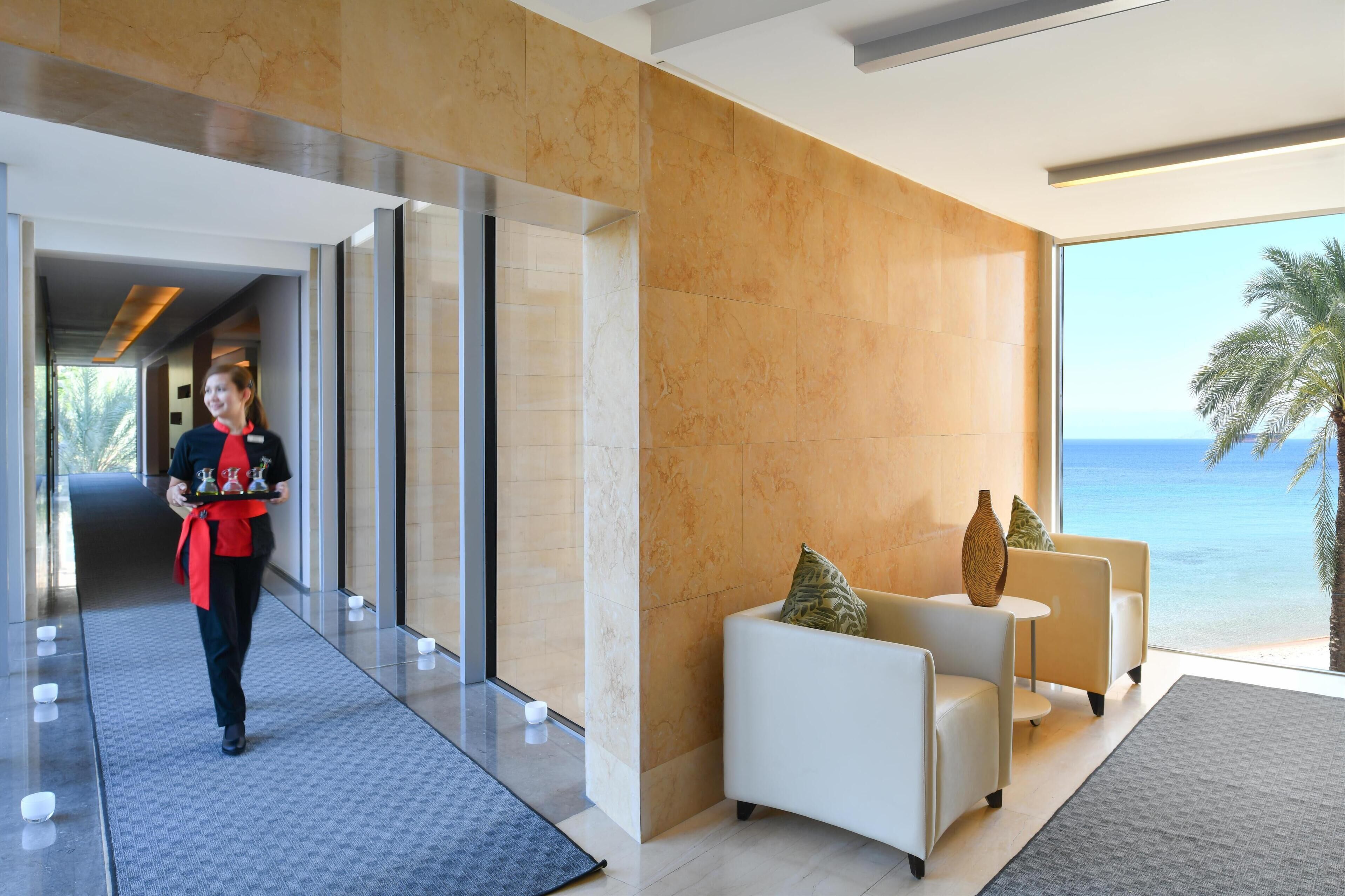 couples treatment room(s), sauna, hot tub, steam room