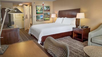 标准房 | 客房内保险箱、笔记本电脑工作区、熨斗/熨衣板、免费婴儿床