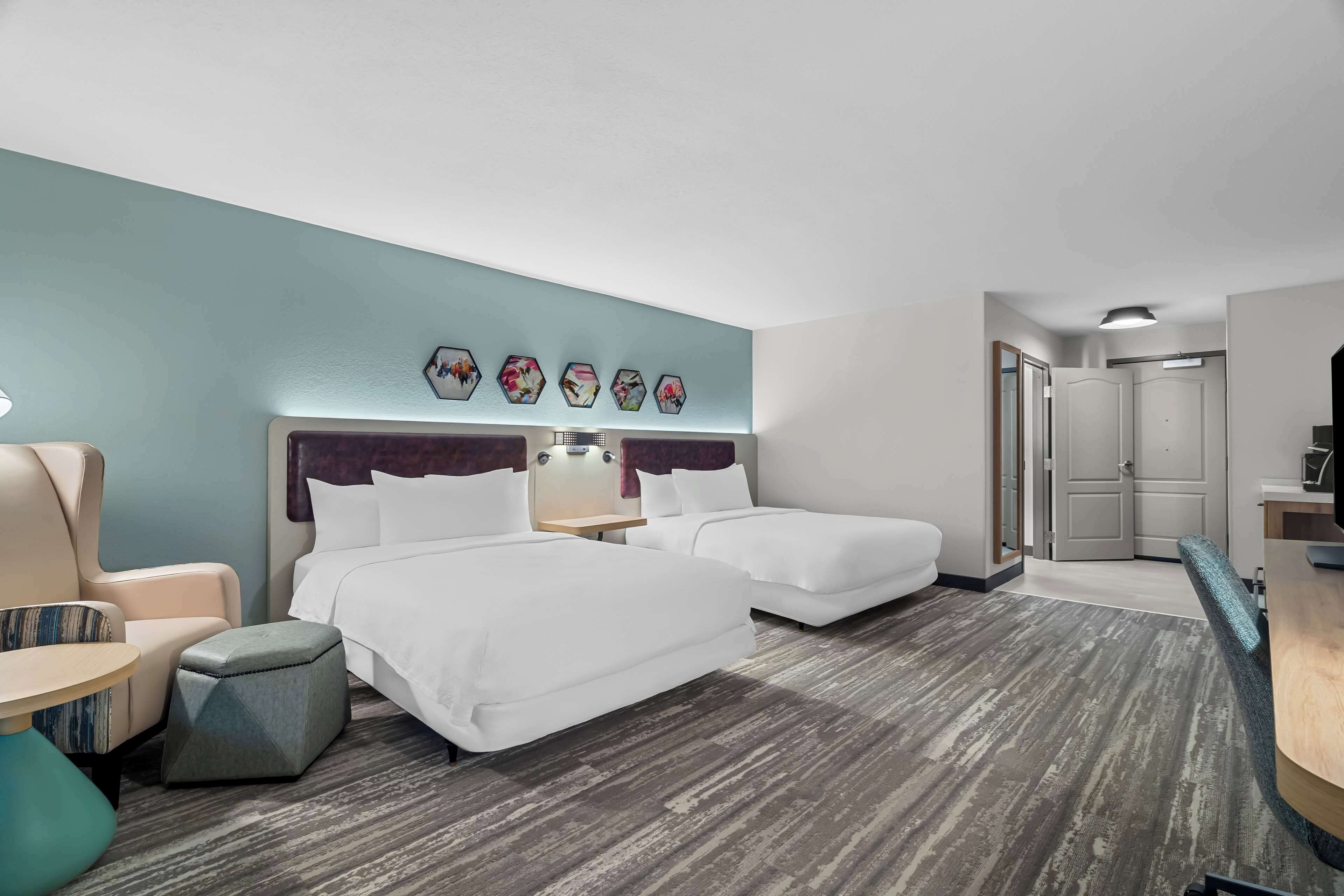 in-room safe, individually decorated, individually furnished