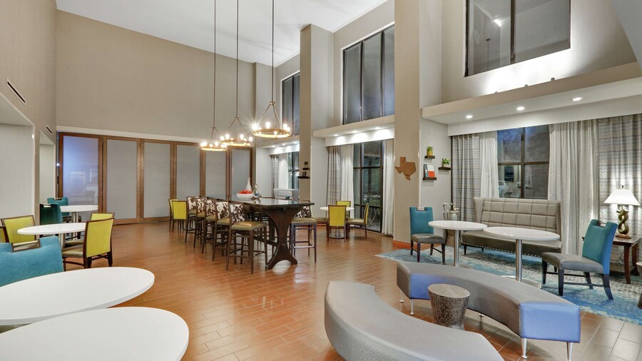 Hampton Inn & Suites Childress