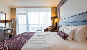 Superior Double Room | Hill view - Aquaworld Resort Budapest (Budapest)