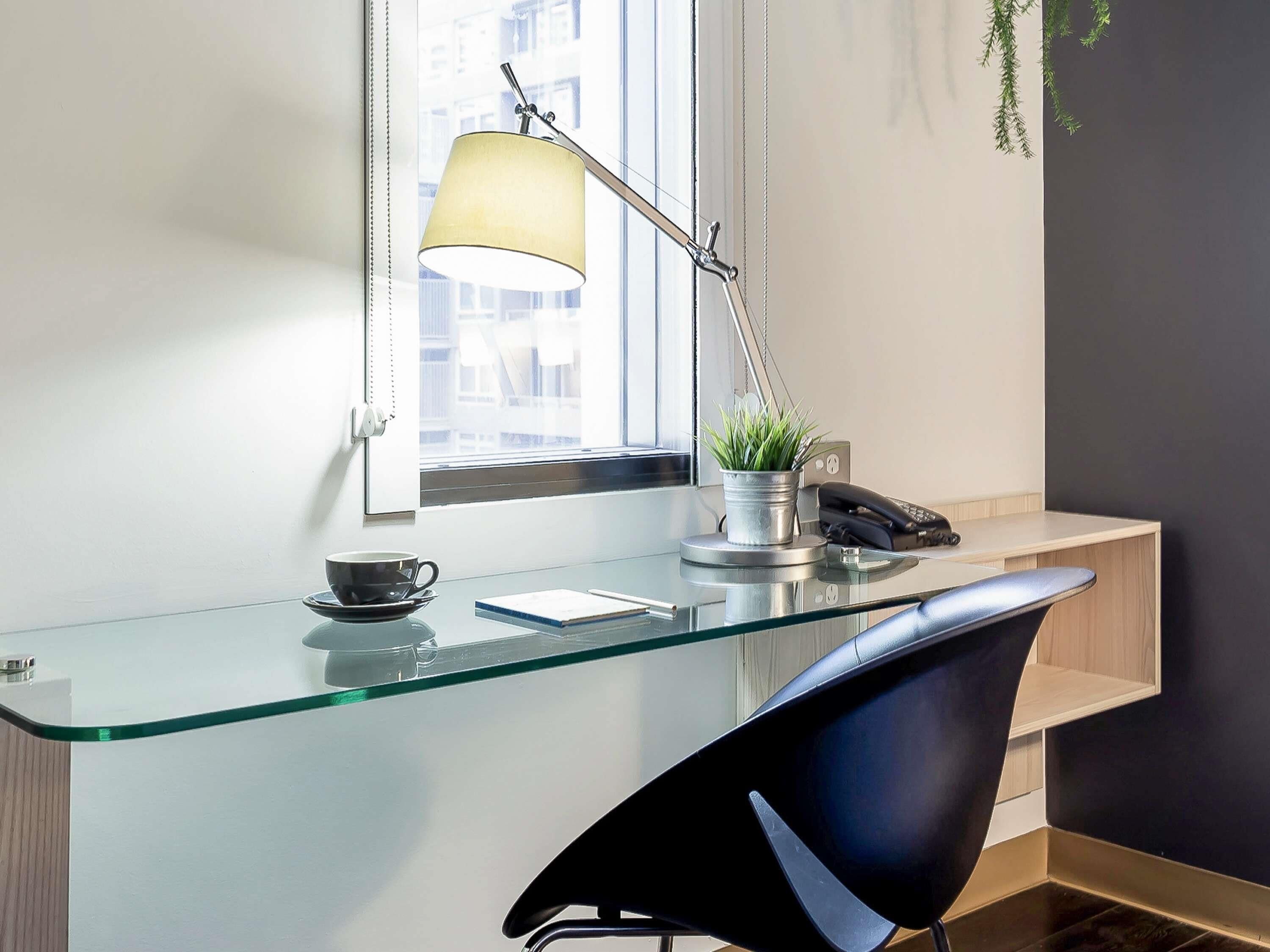 Egyptian cotton sheets, premium bedding, pillow-top beds, desk