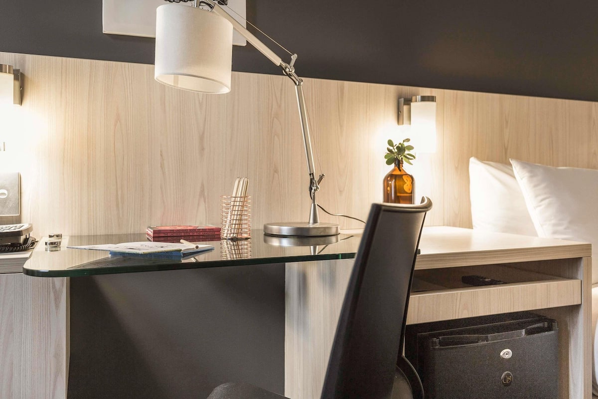 Superior-Zimmer, 1 Queen-Bett | Bettwäsche aus ägyptischer Baumwolle, hochwertige Bettwaren
