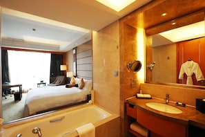 Bathroom - Sheraton Ningbo Yinzhou (Ningbo)