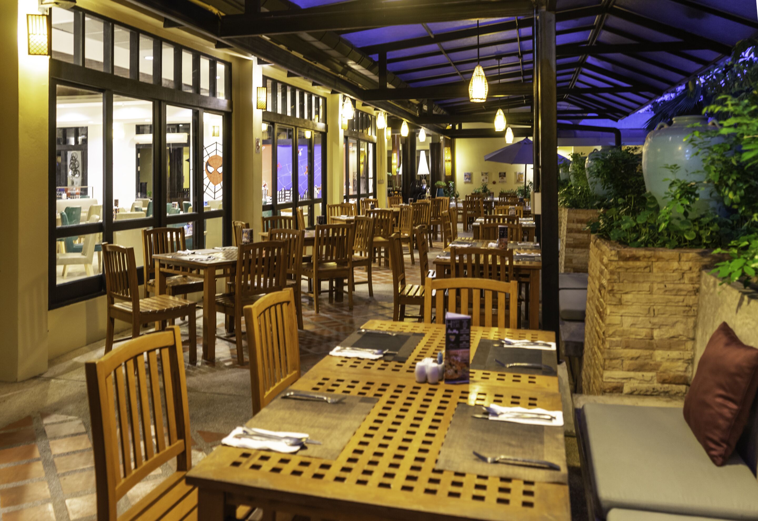 daily buffet breakfast (thb 1200 per person)