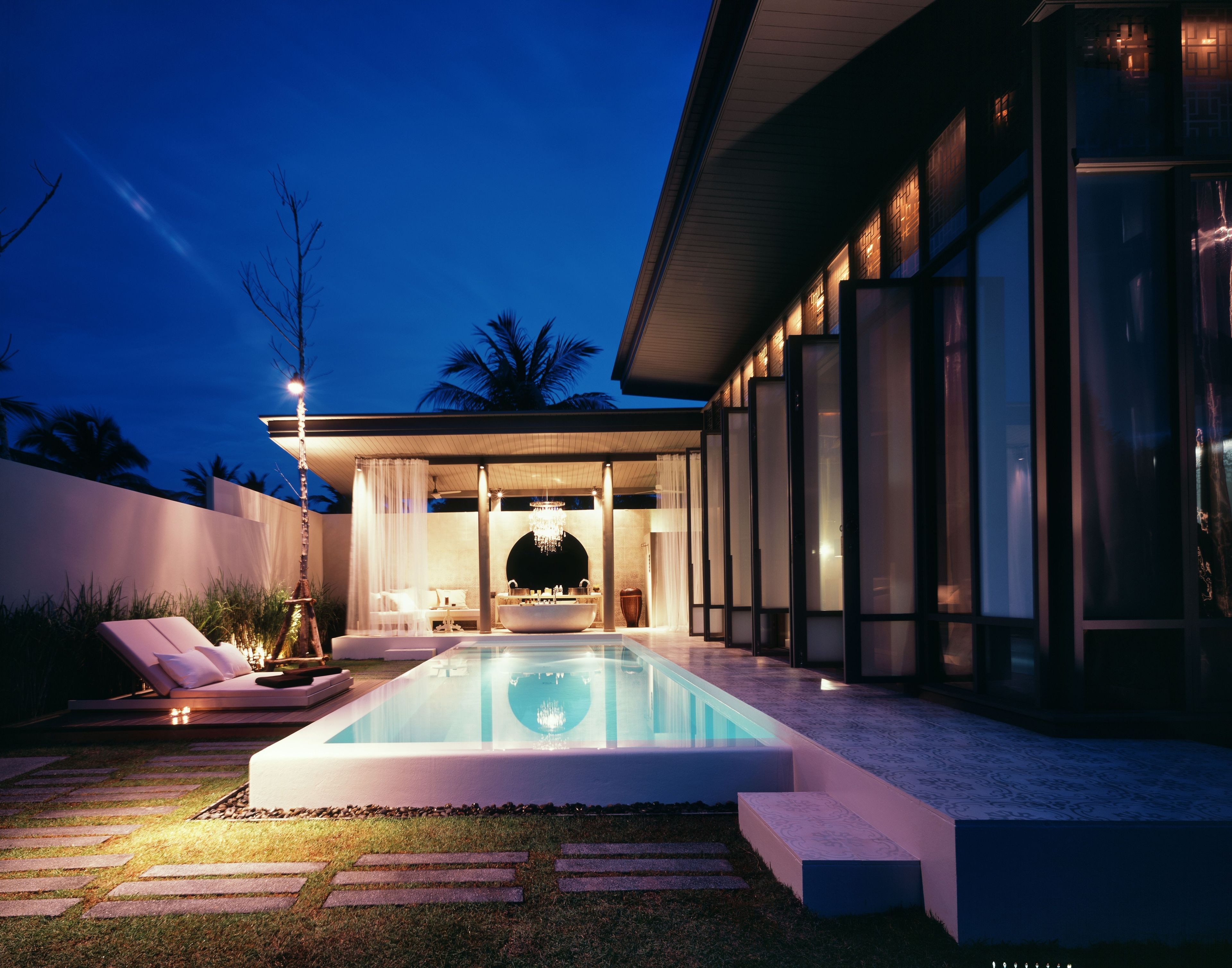 2 outdoor pools, pool umbrellas, pool loungers