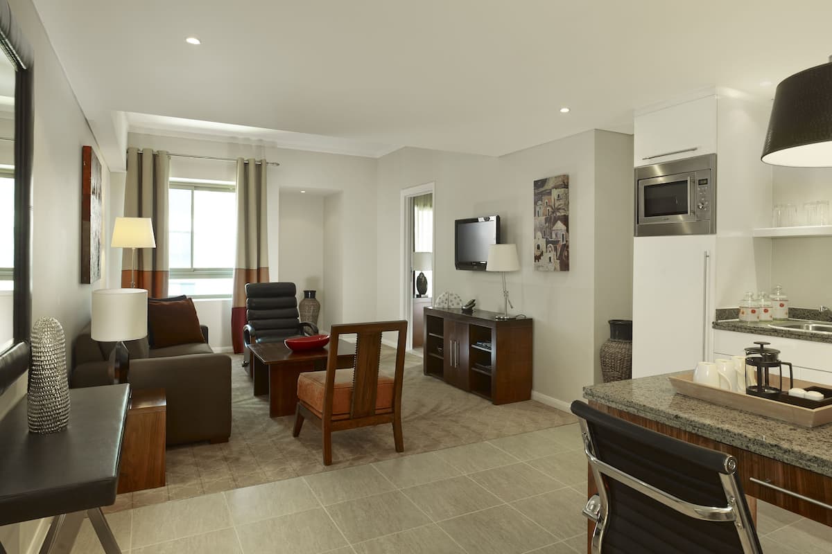 1 bedroom, down duvets, in-room safe, desk