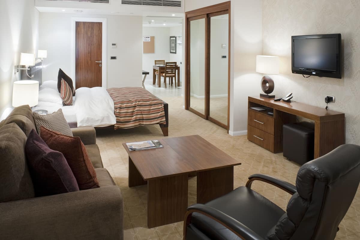 1 bedroom, down duvets, in-room safe, desk
