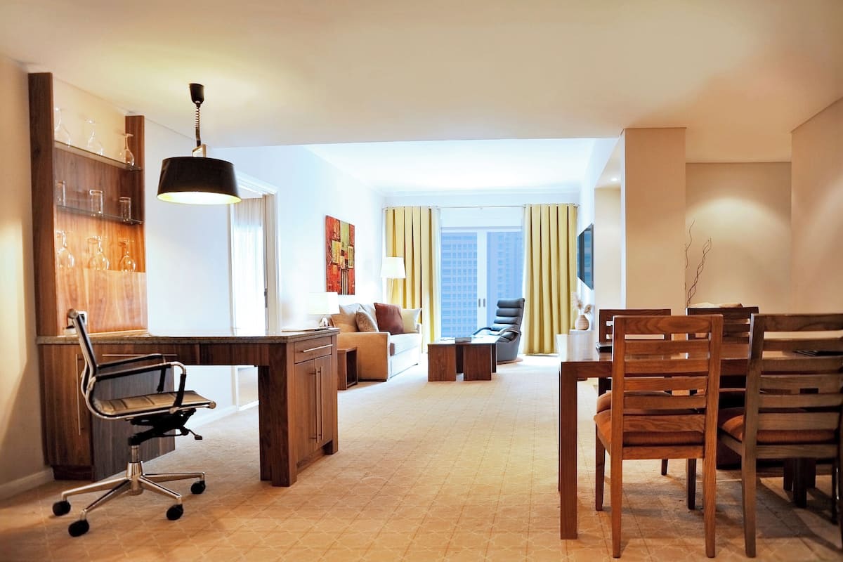 1 bedroom, down duvets, in-room safe, desk