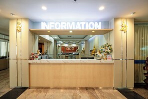 Reception - Summit Pavilion (Bangkok)