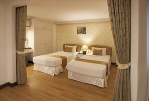 Studio Twin Superior | Minibar, in-room safe, blackout drapes, free cribs/infant beds
