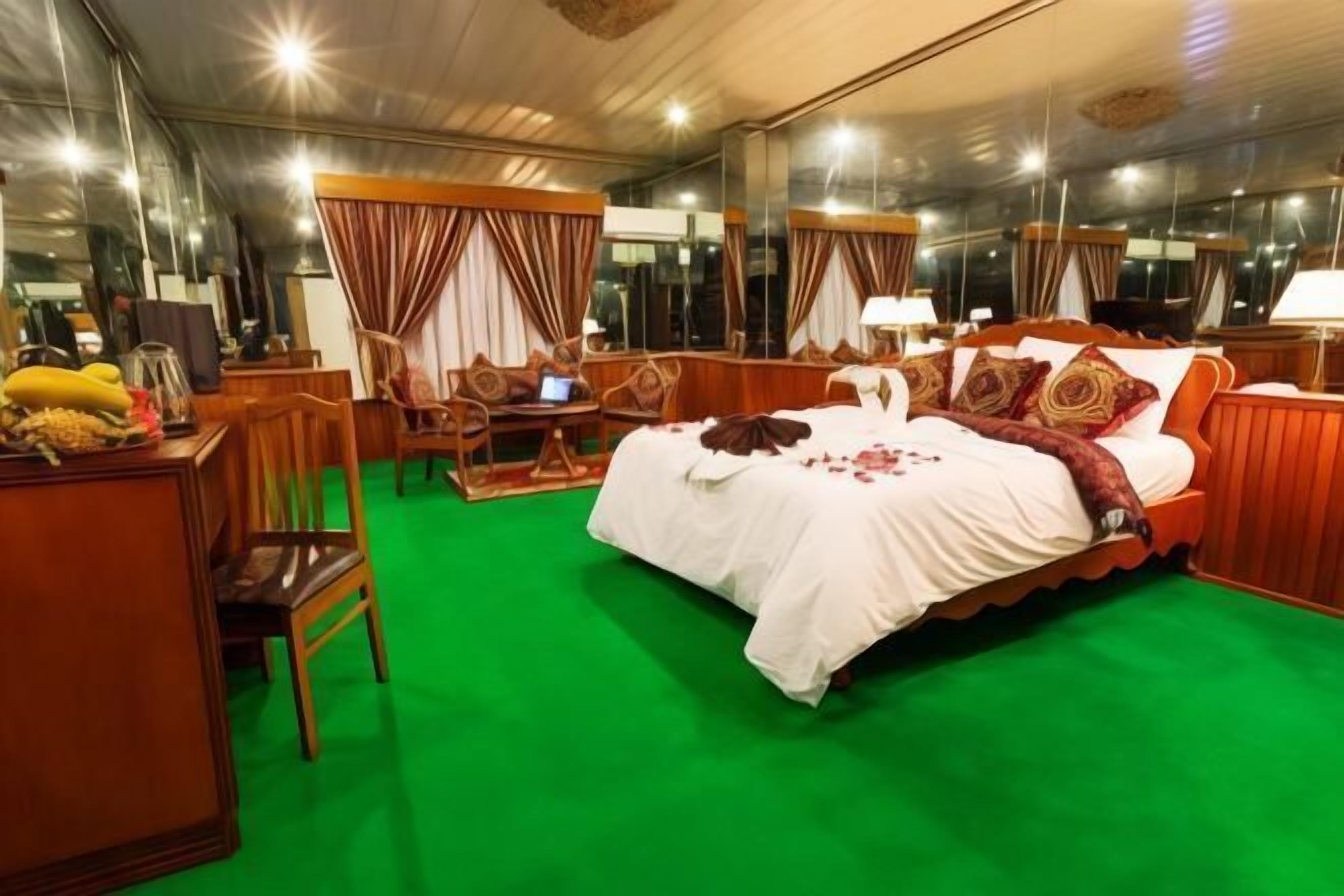 Hypo-allergenic bedding, minibar, in-room safe, rollaway beds