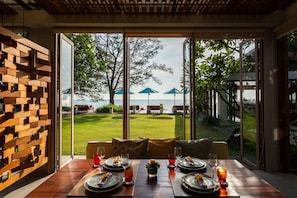 Breakfast, lunch, dinner served; local and international cuisine - Let's Sea Hua Hin Al Fresco Resort (Hua Hin)