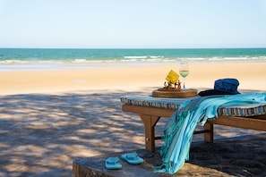 On the beach, white sand, beach bar - Let's Sea Hua Hin Al Fresco Resort (Hua Hin)