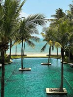 Pool Village | มินิบาร์, ตู้นิรภัยในห้องพัก, โต๊ะทำงาน, ห้องเก็บเสียง