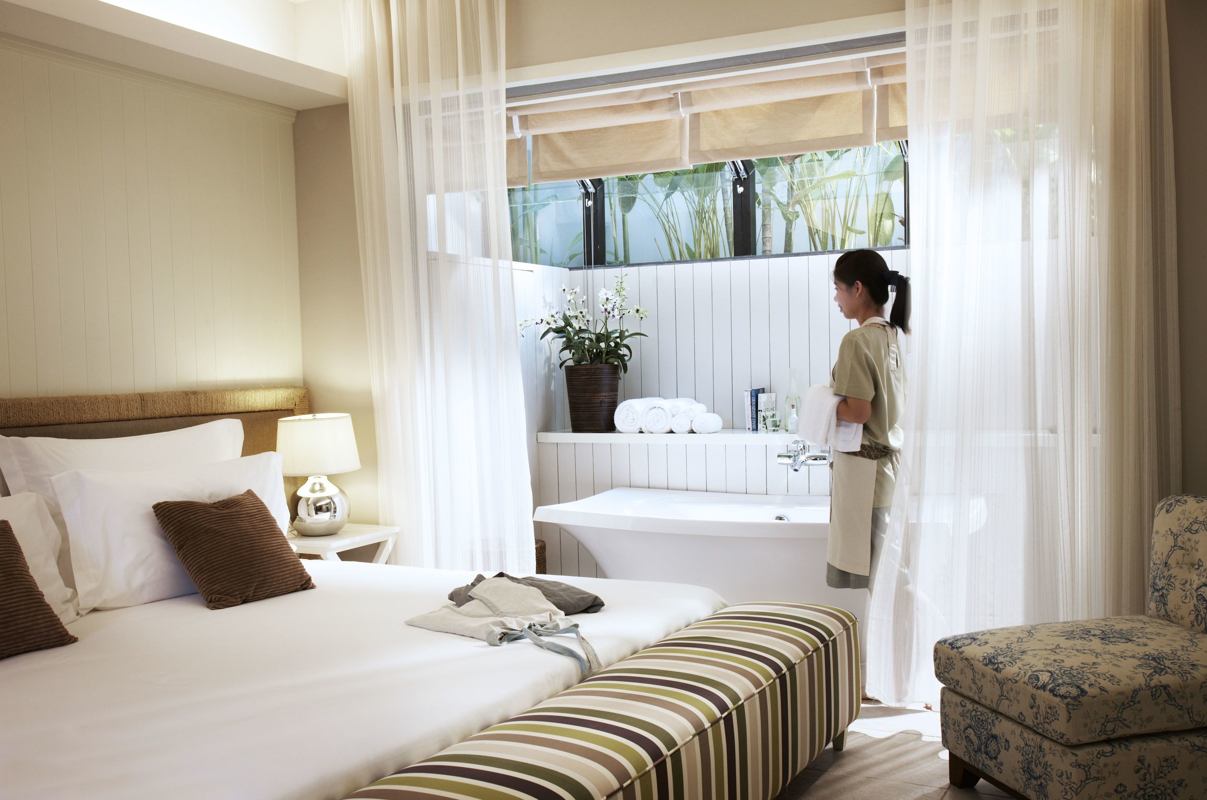 north/south rest pavilion | 1 bedroom, minibar, in-room safe, desk