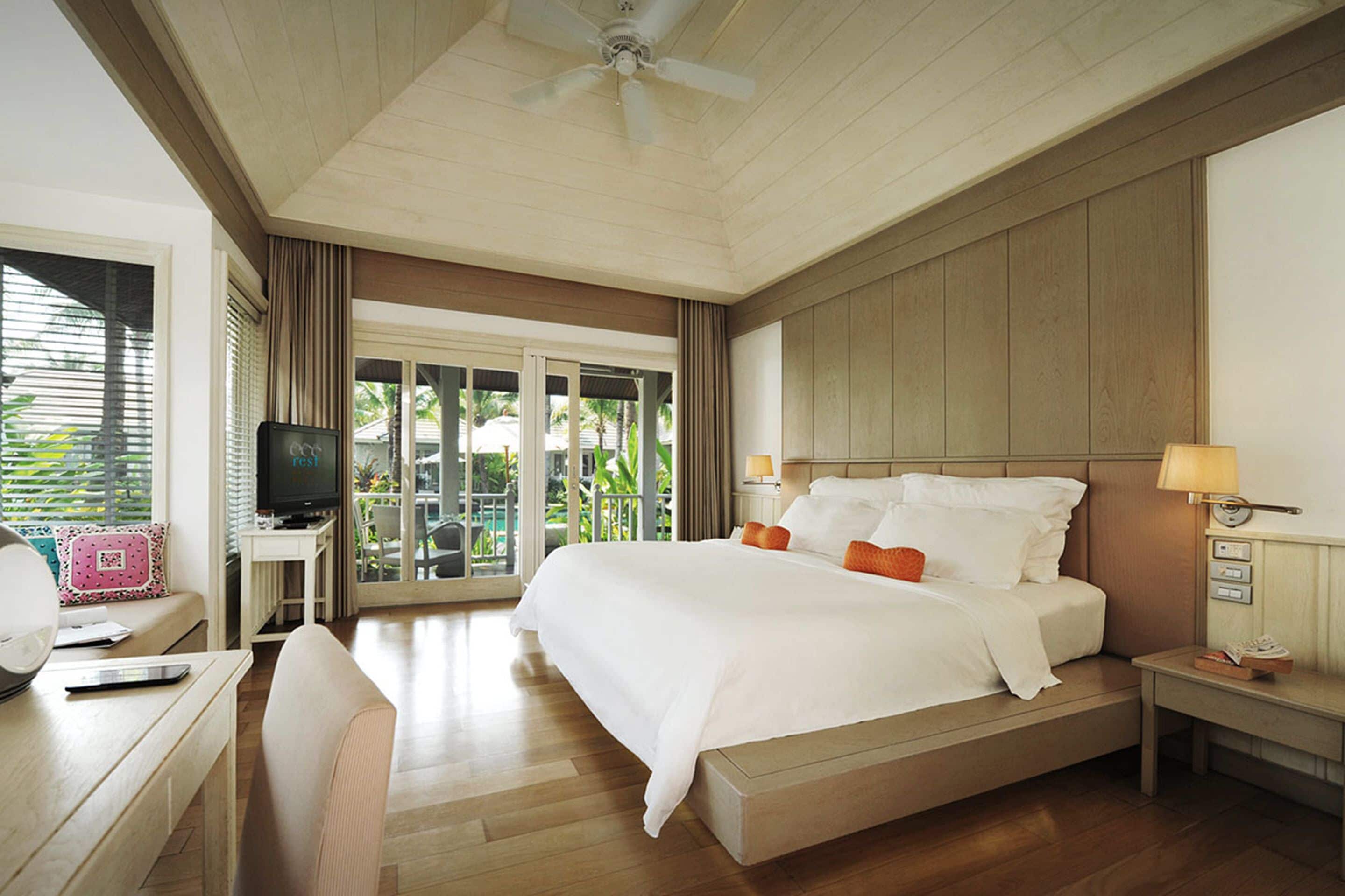 pool village | 1 bedroom, minibar, in-room safe, desk