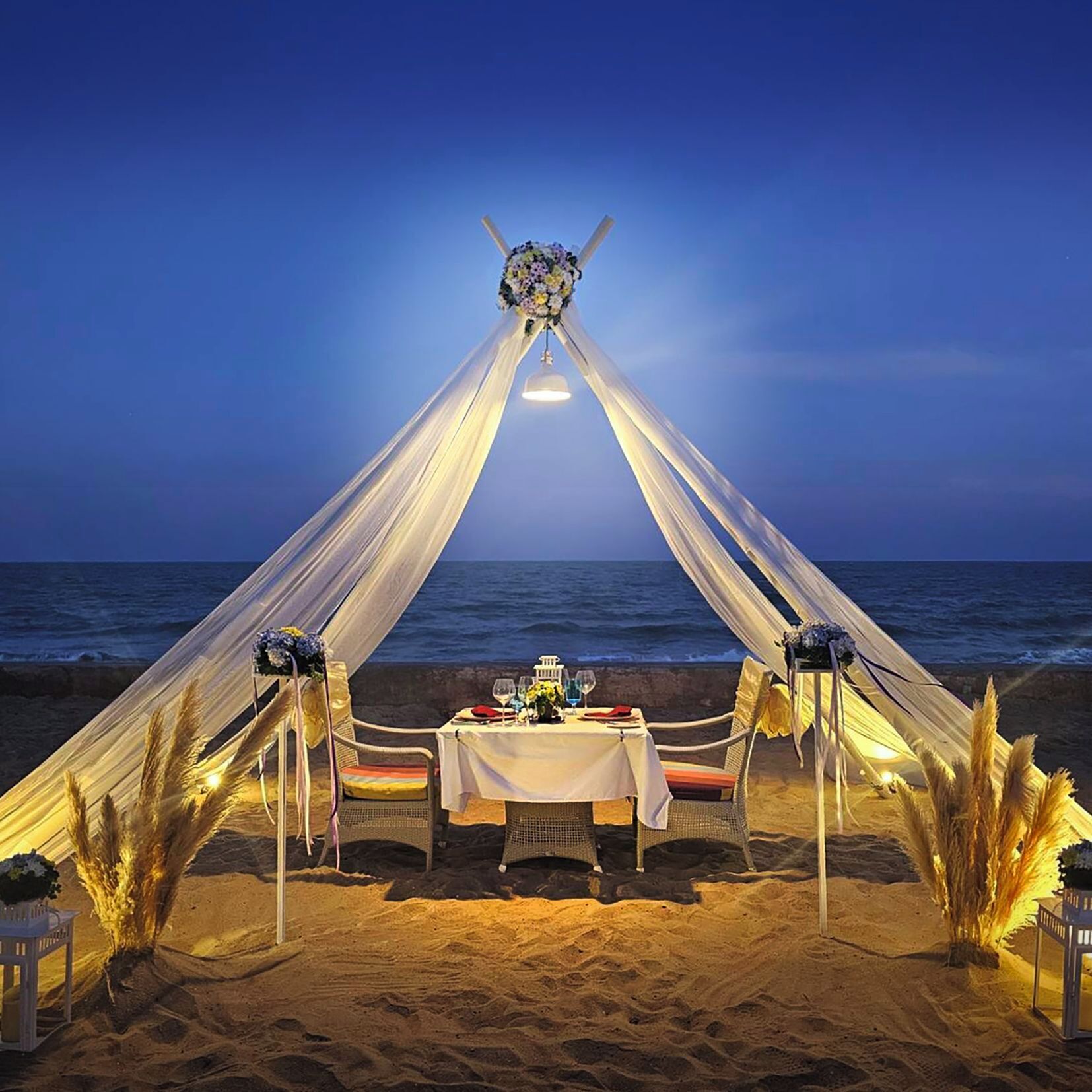 2 restauranter, frokost serveres