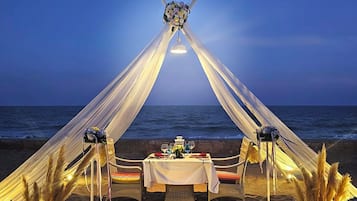 2 restauranter, frokost serveres