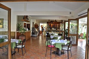 Lunch and dinner served, Thai cuisine - Baramie Residence (Sattahip)