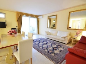25-inch TV with satellite channels - Relais Du Lac (Desenzano del Garda)