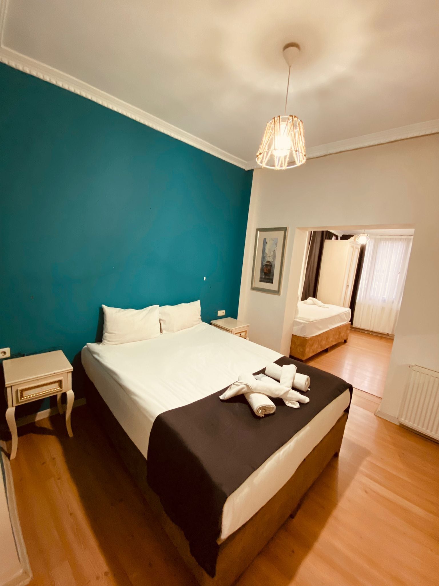 standard triple room | minibar, in-room safe, desk, soundproofing